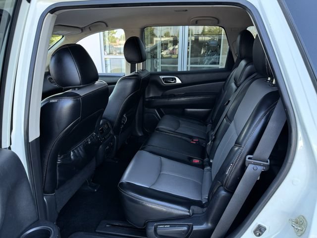 Used 2019 Nissan Pathfinder SL w/ Rock Creek Edition AWD/4WD image 16