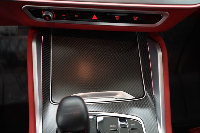 Used 2025 BMW XM image 28
