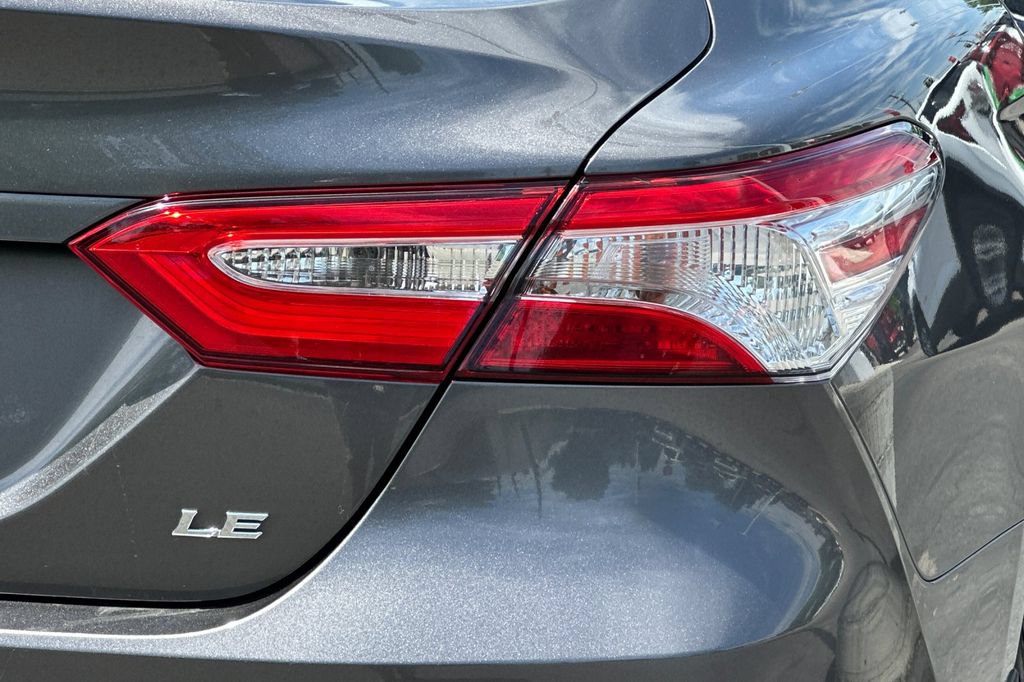 Used 2019 Toyota Camry LE FWD image 24