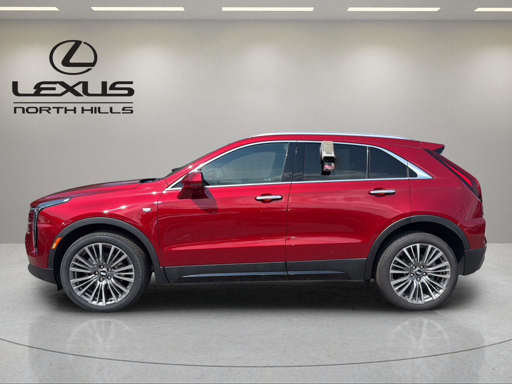 Used 2024 Cadillac XT4 Premium Luxury w/ Active Safety Package AWD/4WD image 9