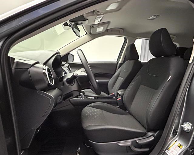 Used 2023 Nissan Kicks SV FWD image 10
