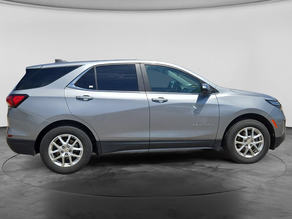 Used 2024 Chevrolet Equinox LT FWD image 11