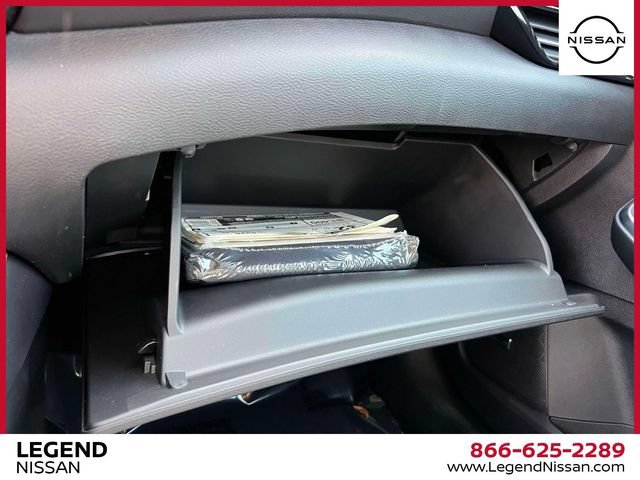 Certified 2023 Nissan Sentra SR w/ SR Premium Package FWD image 35