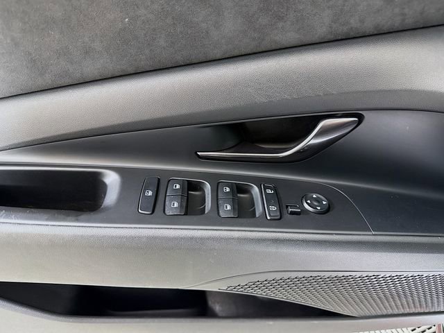 Used 2022 Hyundai Elantra N w/ Cargo Package image 18