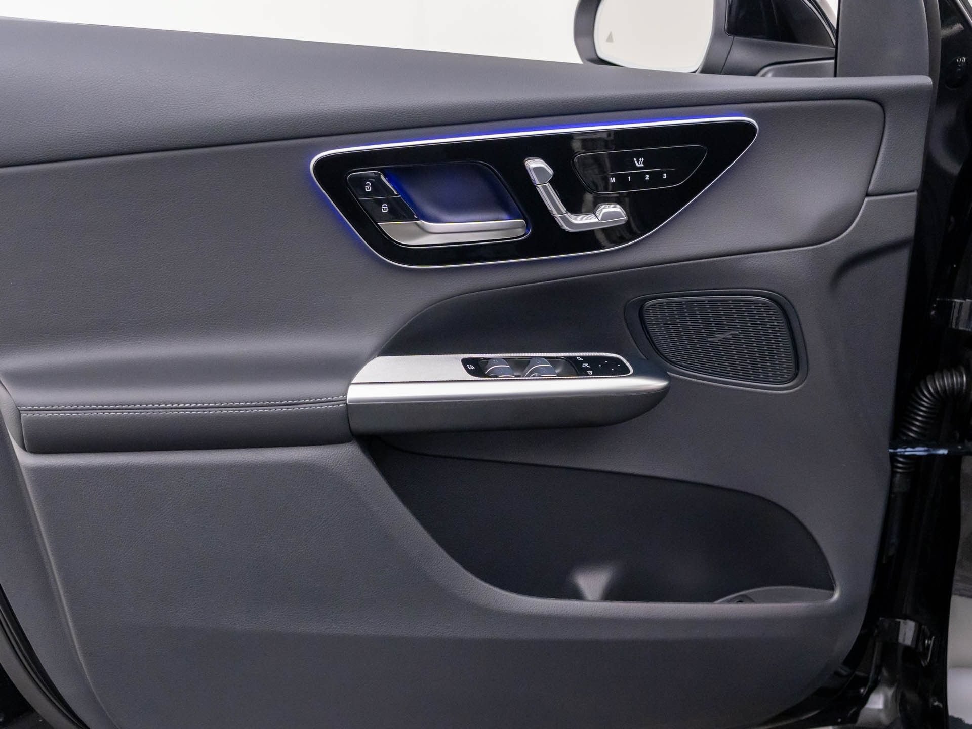 New 2026 Mercedes-Benz GLC 300 4MATIC image 14