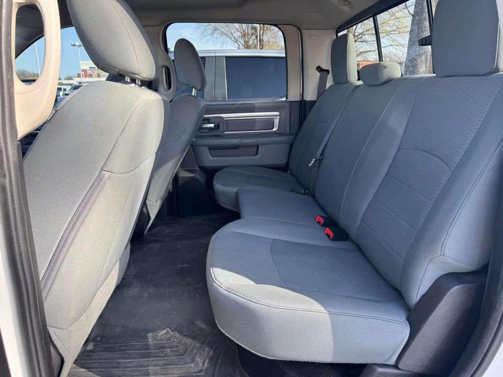 Used 2019 RAM 1500 Classic SLT image 39
