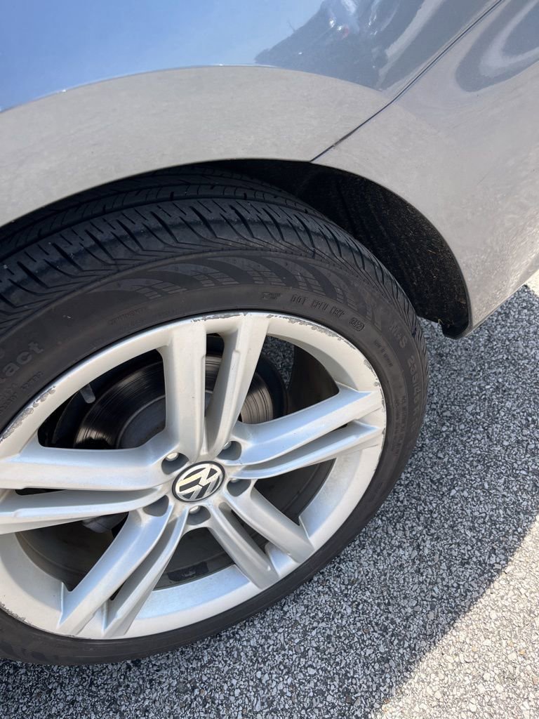 Used 2014 Volkswagen Passat TDI SE FWD image 5
