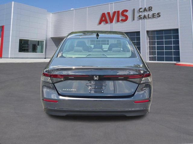 Used 2025 Honda Accord SE image 7