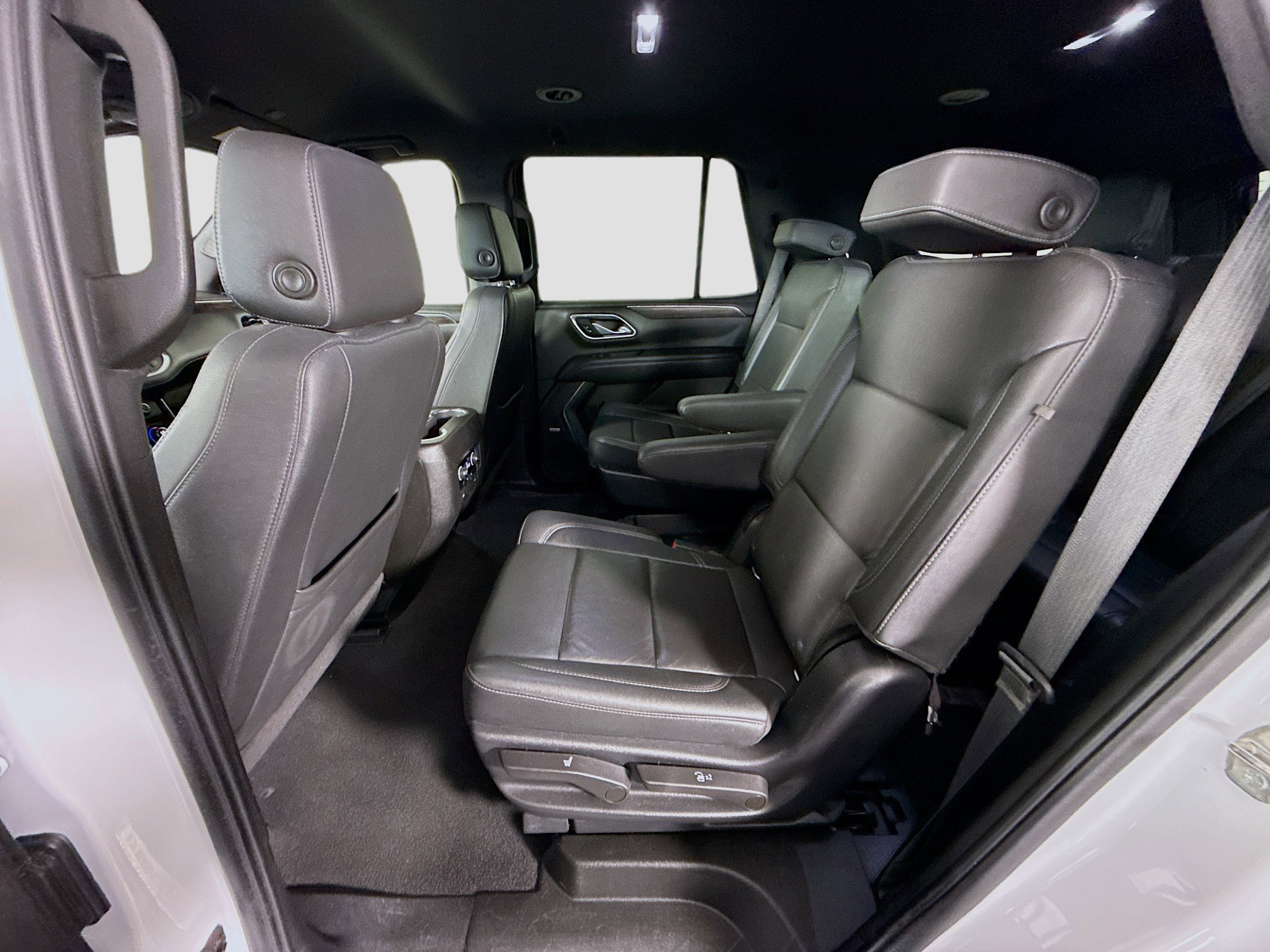 Used 2022 Chevrolet Tahoe LT AWD/4WD image 25