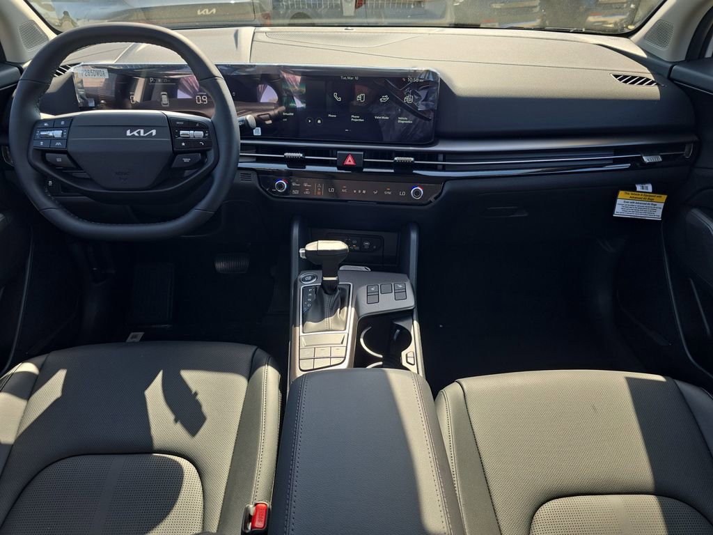 New 2026 Kia Sportage EX image 13