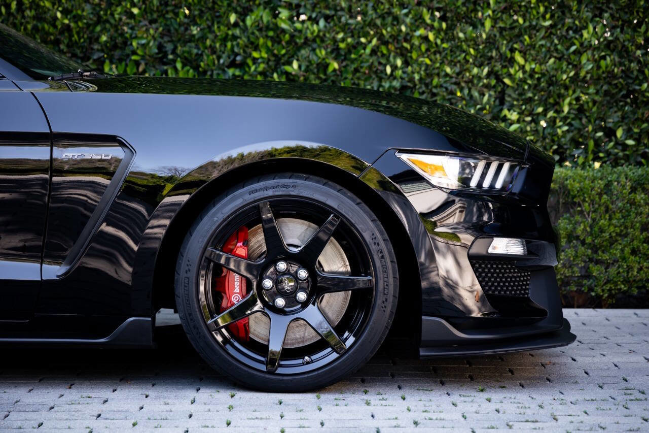 Used 2019 Ford Mustang Shelby GT350R w/ GT350R Equipment Group 920A image 24