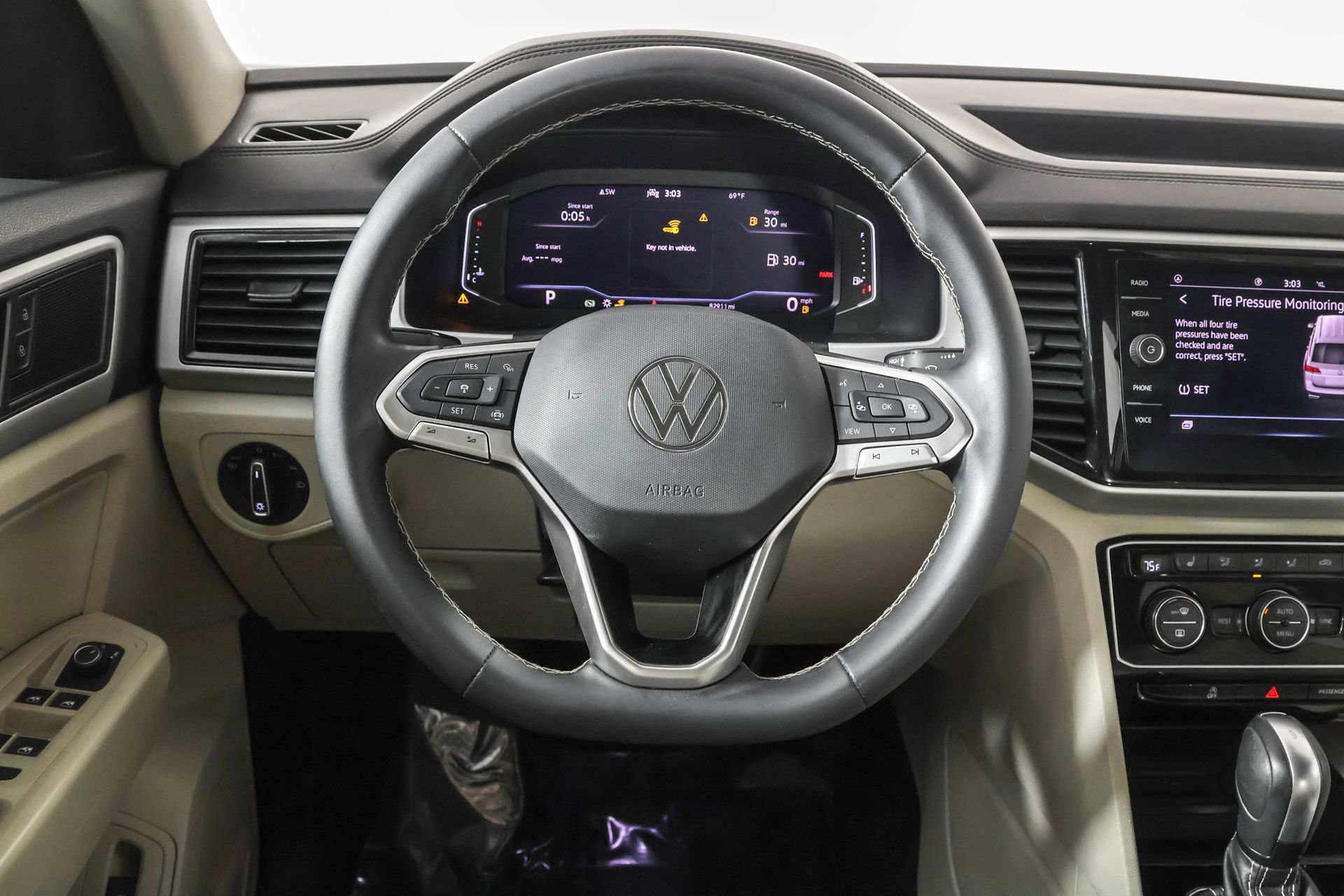 Used 2022 Volkswagen Atlas SE w/ Black Wheel Package image 26