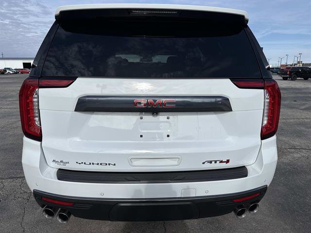 Used 2024 GMC Yukon AT4 w/ AT4 Premium Package image 5