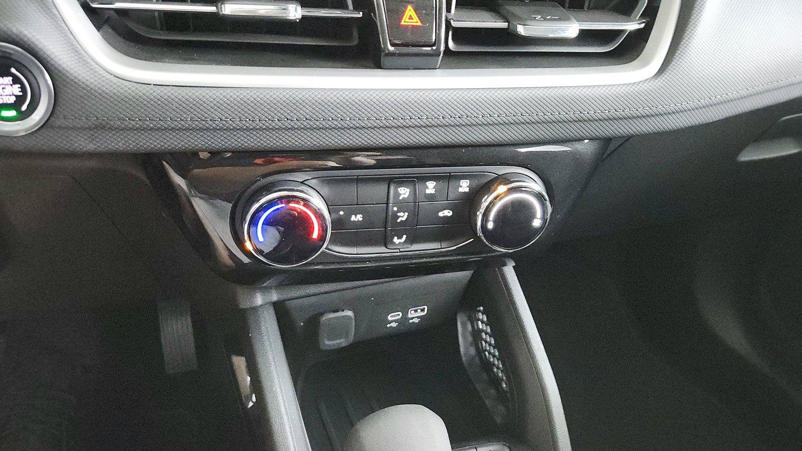 Used 2026 Chevrolet TrailBlazer LT AWD/4WD image 32