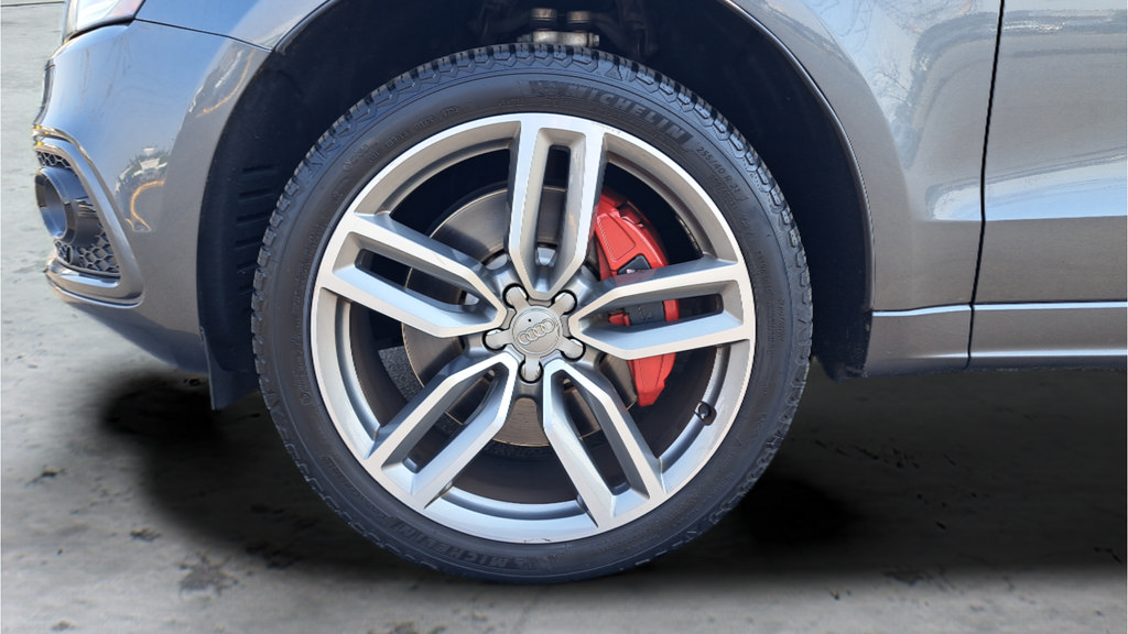 Used 2015 Audi SQ5 Premium Plus w/ Technology Package AWD/4WD image 28