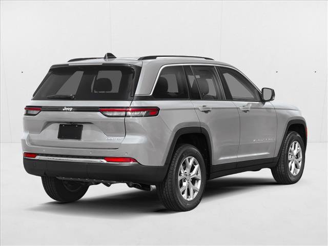 New 2025 Jeep Grand Cherokee Limited w/ Trailer Tow Package image 2