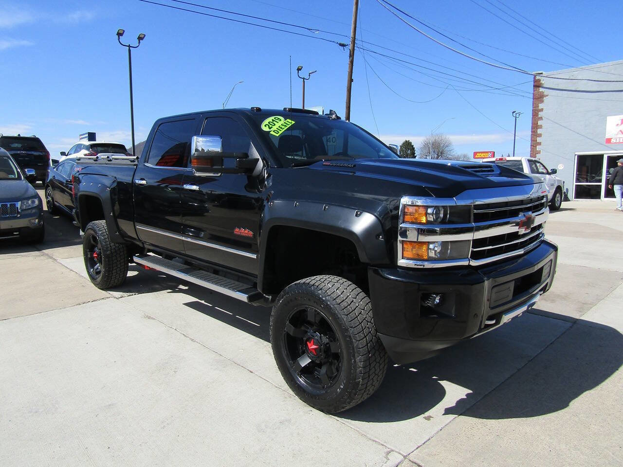 Used 2019 Chevrolet Silverado 2500 High Country w/ Duramax Plus Package image 2