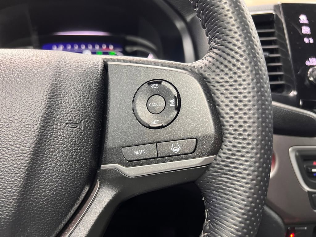Used 2024 Honda Passport EX-L image 10