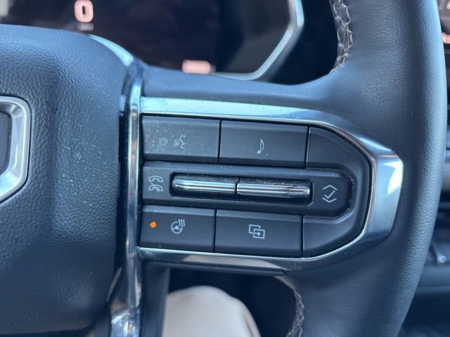 Used 2023 GMC Canyon Denali image 20