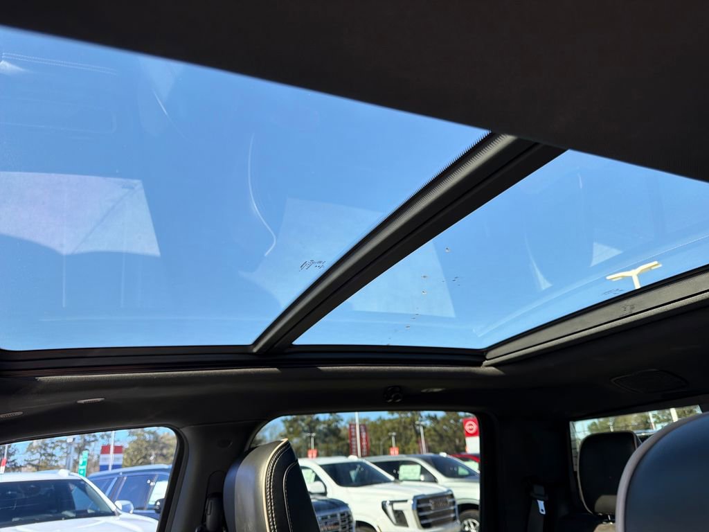 Used 2020 RAM 1500 Laramie w/ Sport Appearance Package image 26