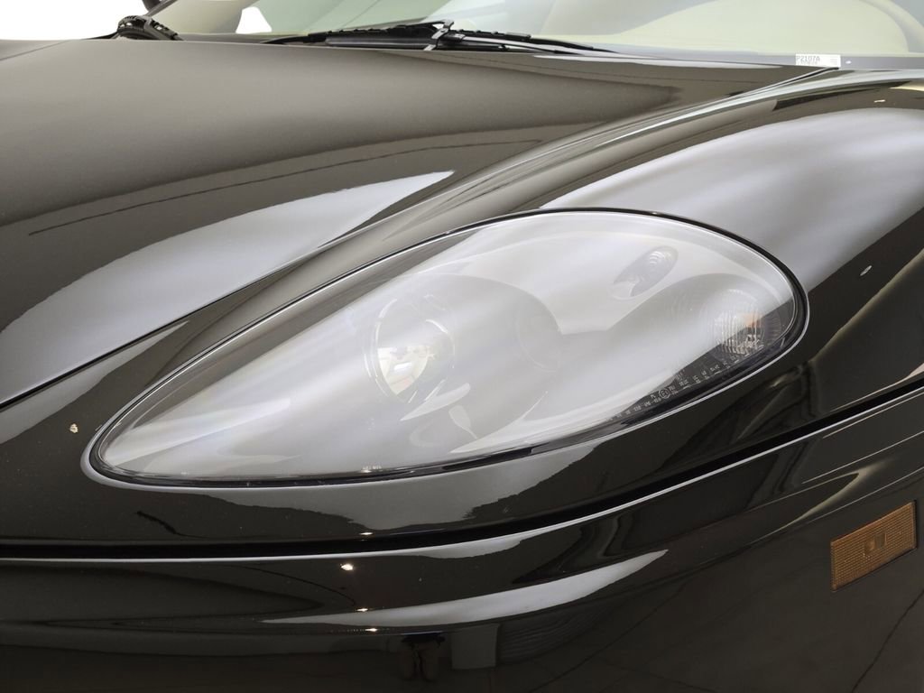 Used 2004 Ferrari 360 Spider image 4