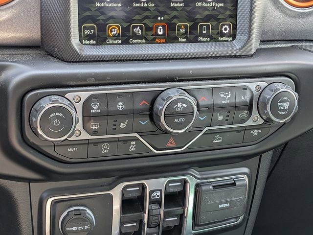 Certified 2022 Jeep Gladiator Mojave w/ Cold Weather Group AWD/4WD image 12