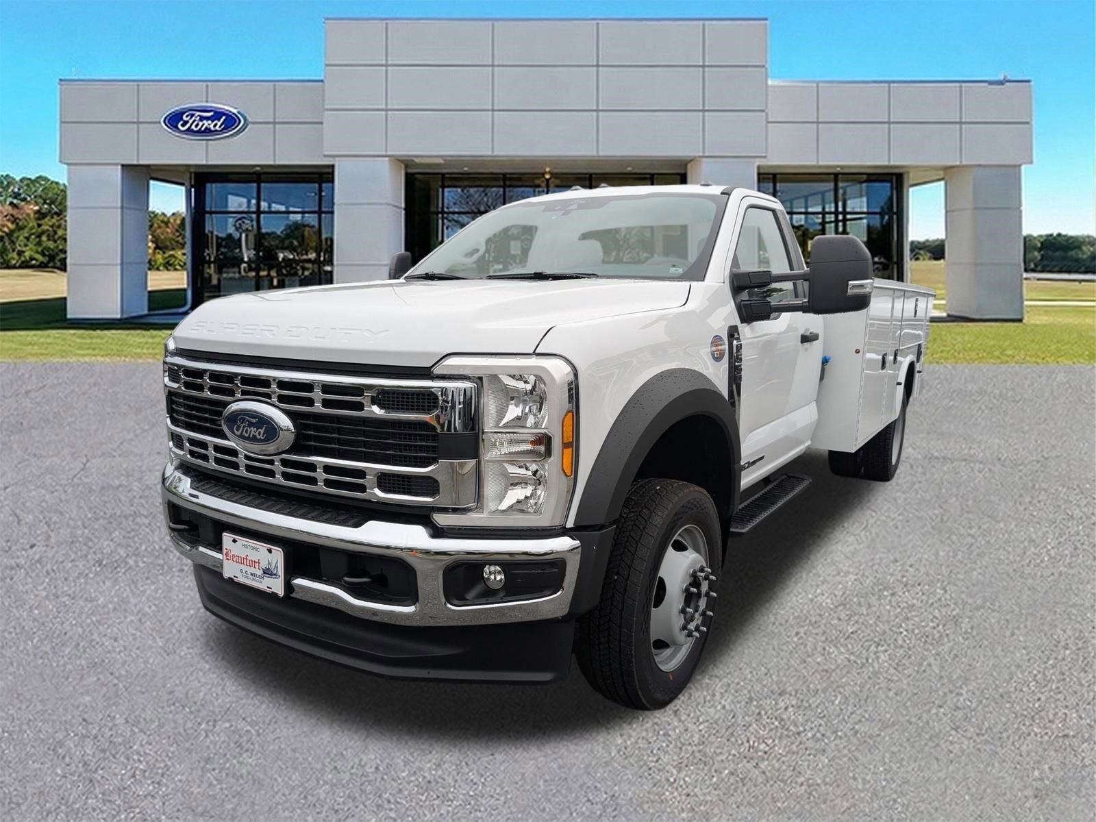 New 2025 Ford F550 4x4 Regular Cab Super Duty image 8
