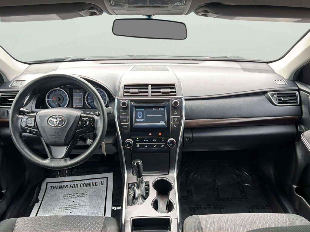 Used 2016 Toyota Camry LE FWD image 14