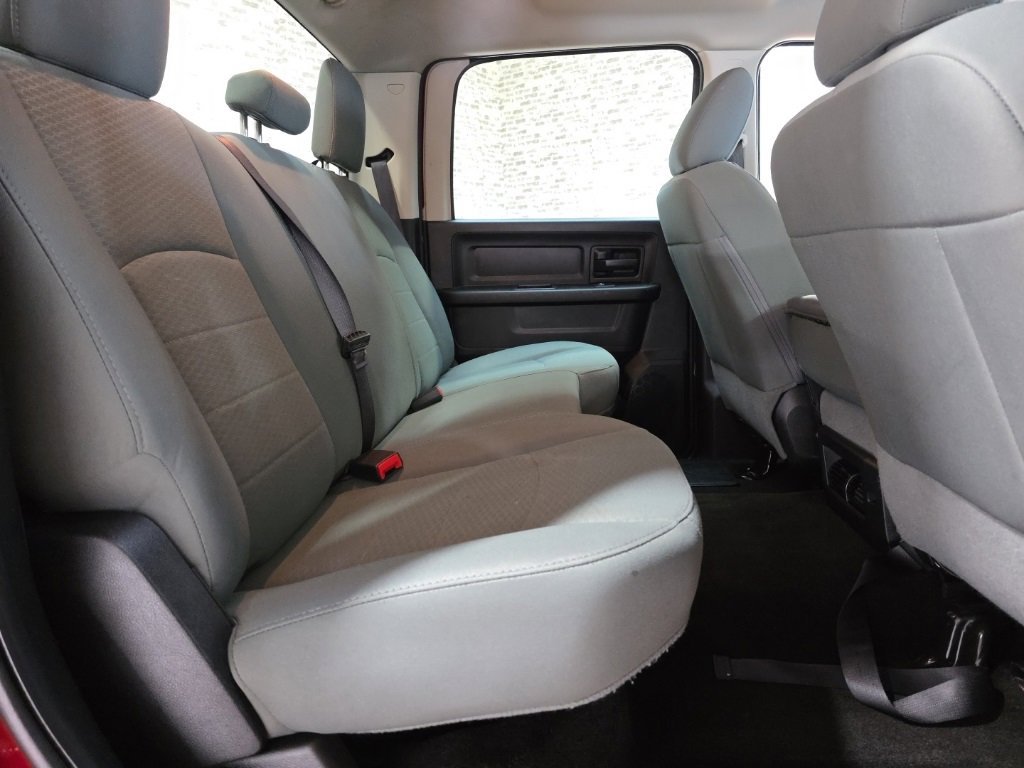 Used 2017 RAM 1500 Express image 12