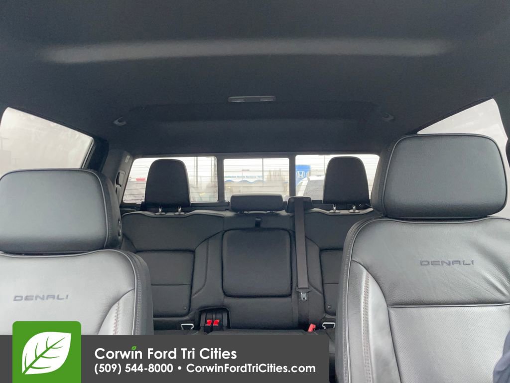Used 2025 GMC Sierra 3500 Denali image 35