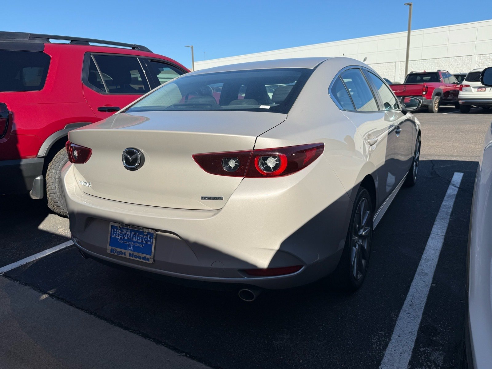 Used 2023 MAZDA MAZDA3 s FWD image 4