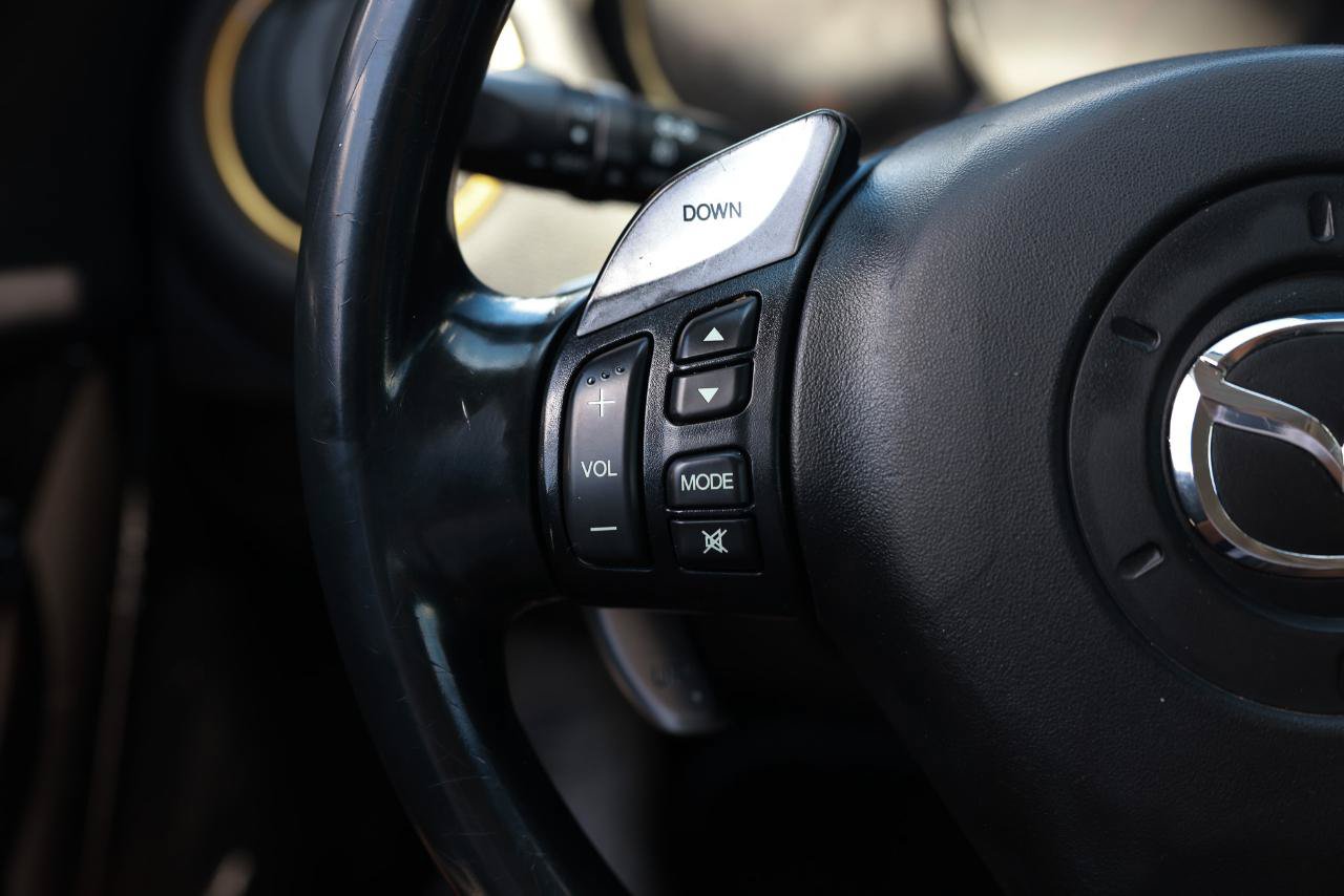 Used 2006 MAZDA RX-8 w/ Touring Pkg RWD image 25