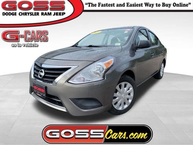 Used 2015 Nissan Versa S Plus FWD image 1