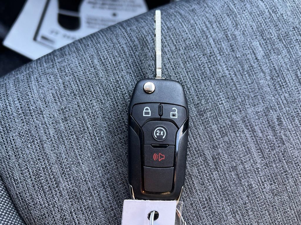 New 2026 Ford F550 4x4 Crew Cab image 32