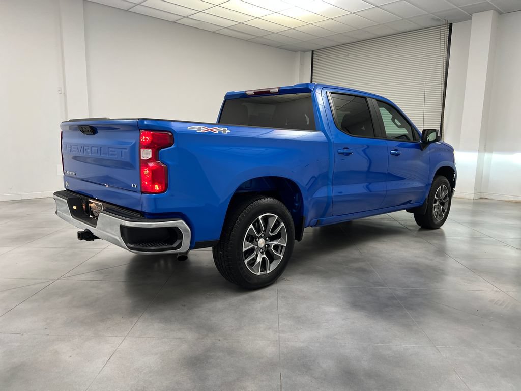 Used 2025 Chevrolet Silverado 1500 LT AWD/4WD image 9