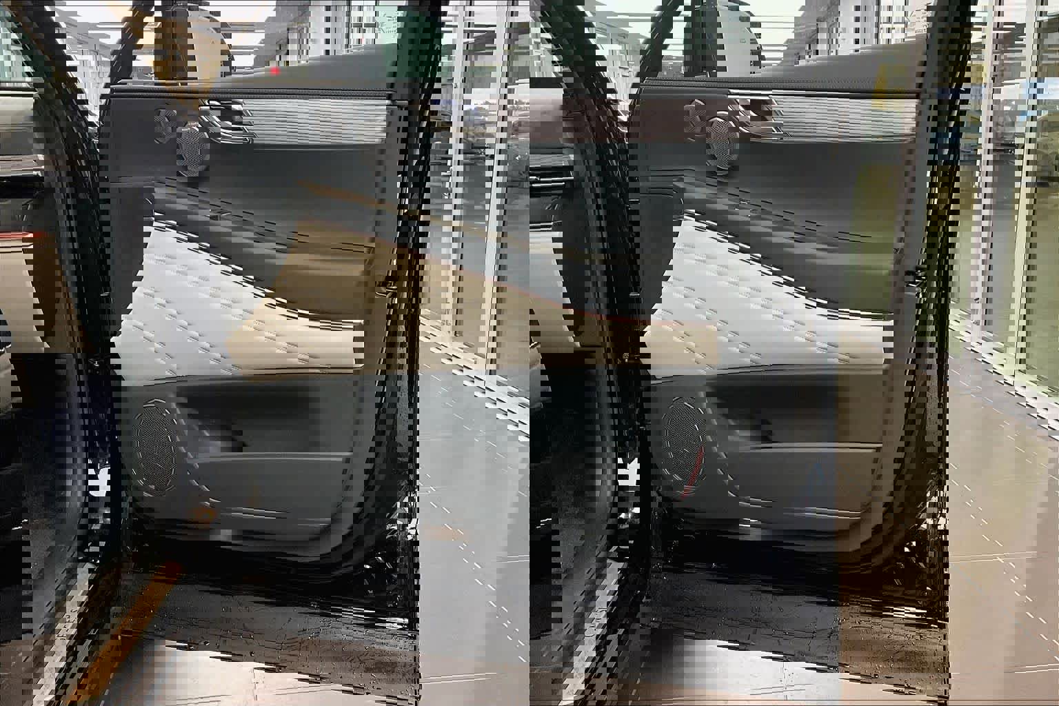 Used 2025 Genesis GV80 3.5T Prestige image 23