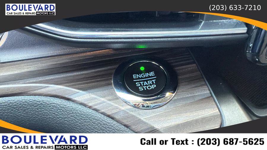 Used 2020 Ford Explorer Limited w/ Class III Trailer Tow Package image 24