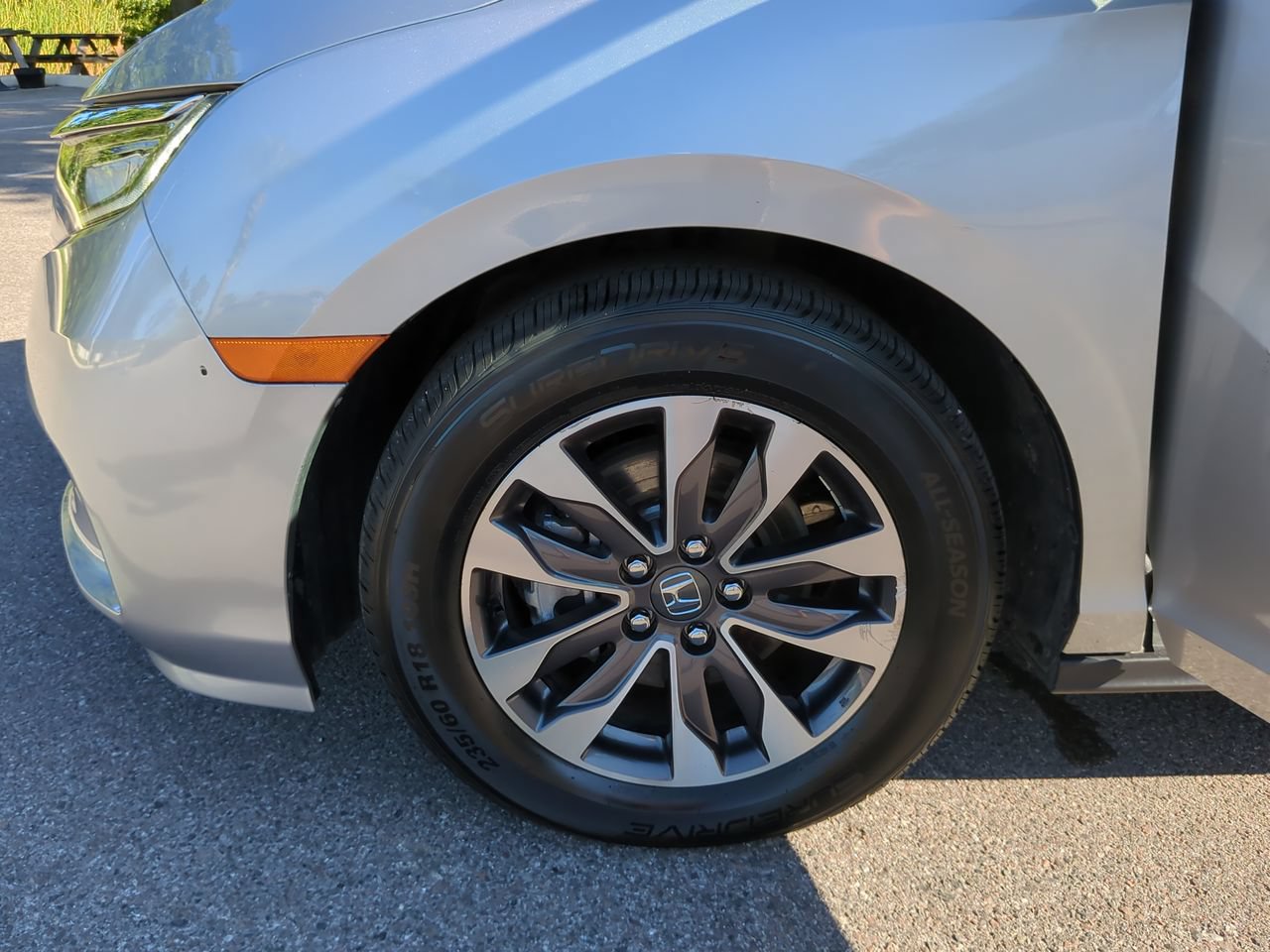 Certified 2024 Honda Odyssey EX-L image 26
