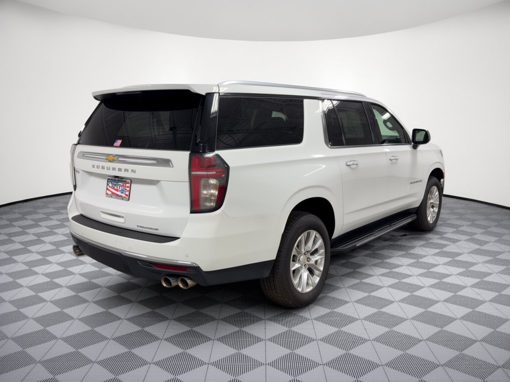 Used 2024 Chevrolet Suburban Premier RWD image 9