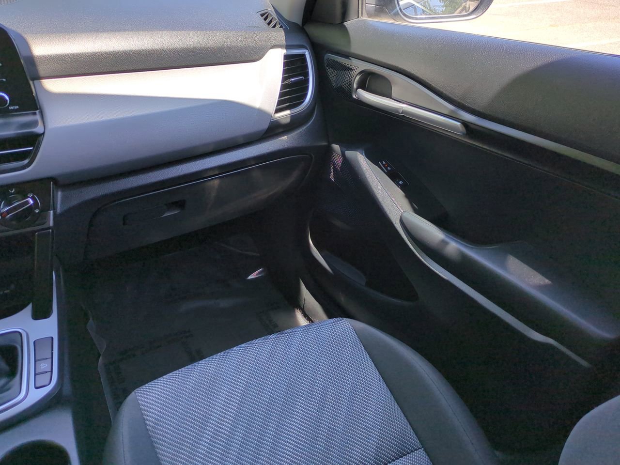 Used 2026 Kia Seltos LX FWD image 17