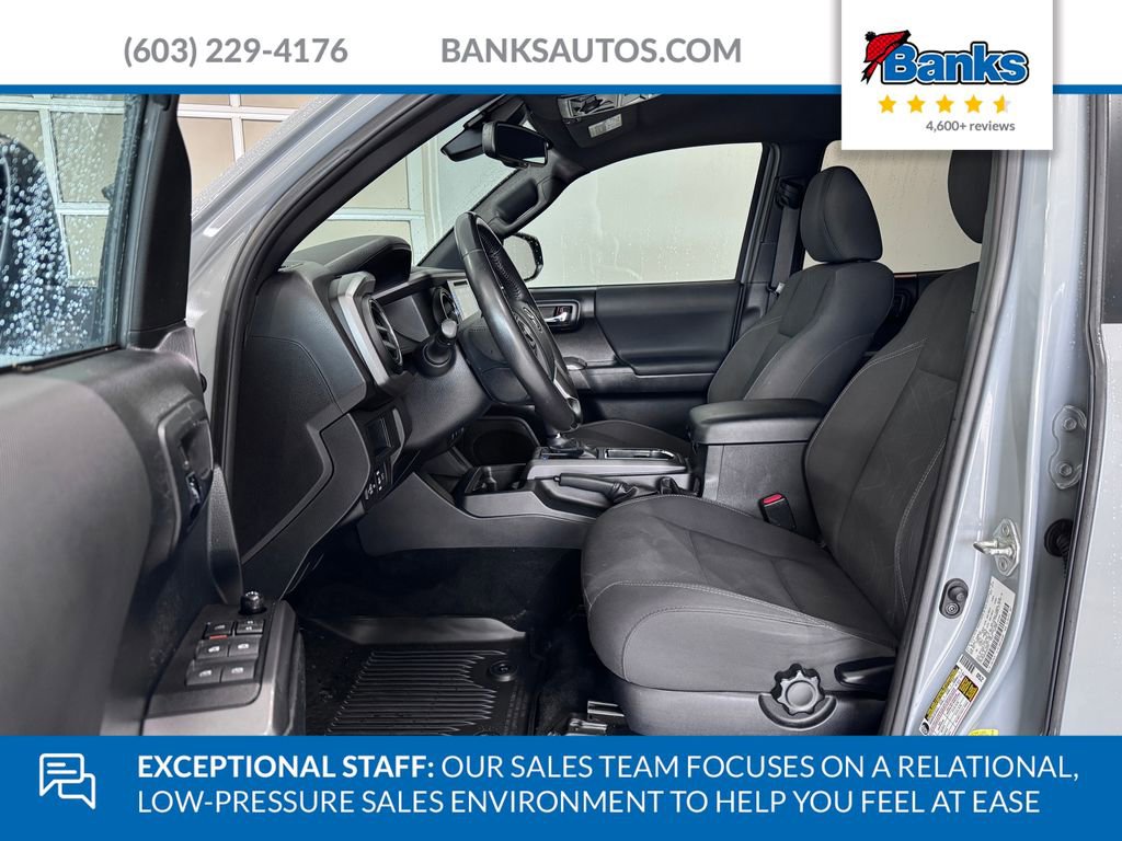 Used 2019 Toyota Tacoma TRD Off-Road image 9