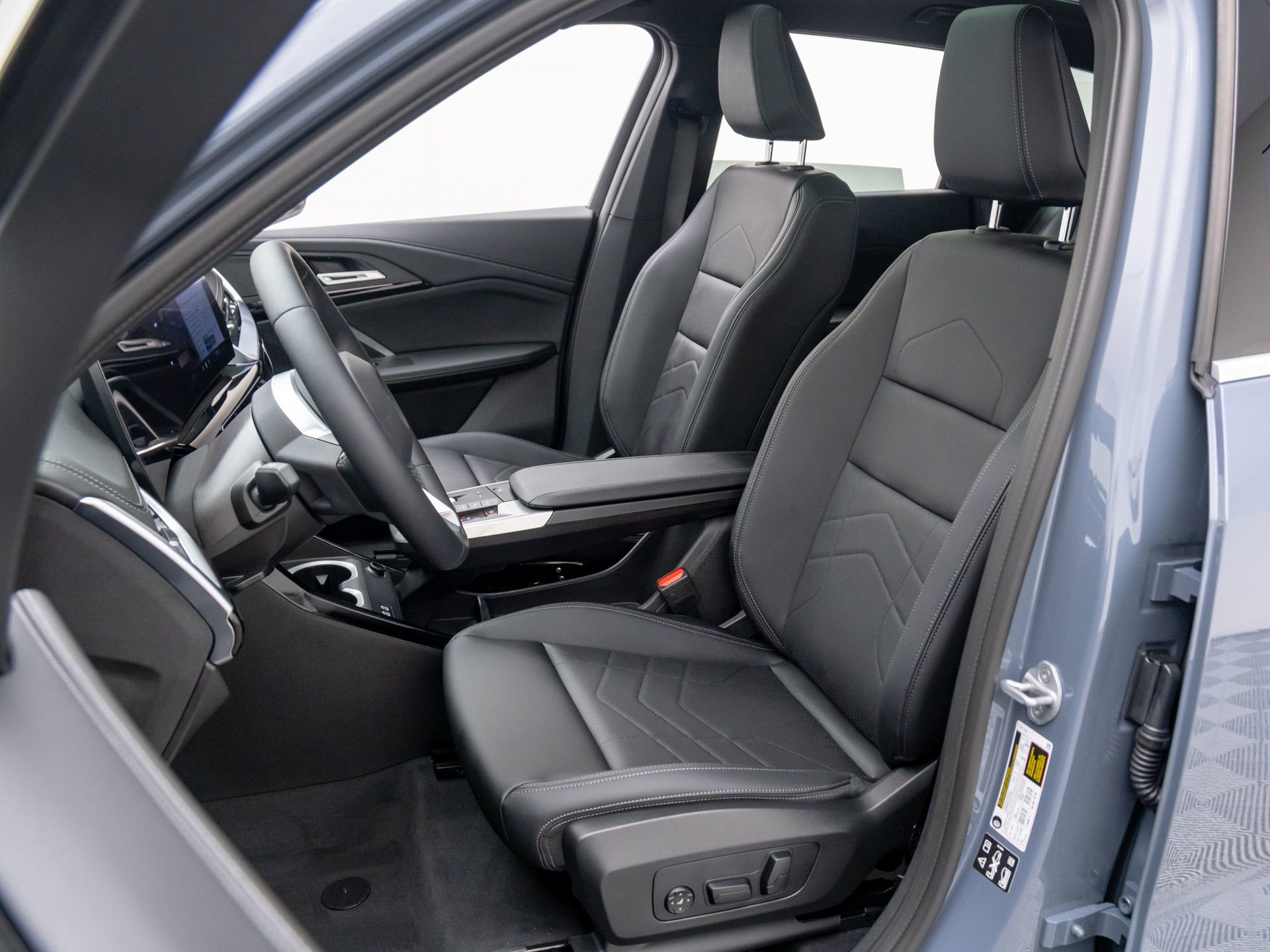 Used 2025 BMW X1 xDrive28i w/ Technology Package image 14