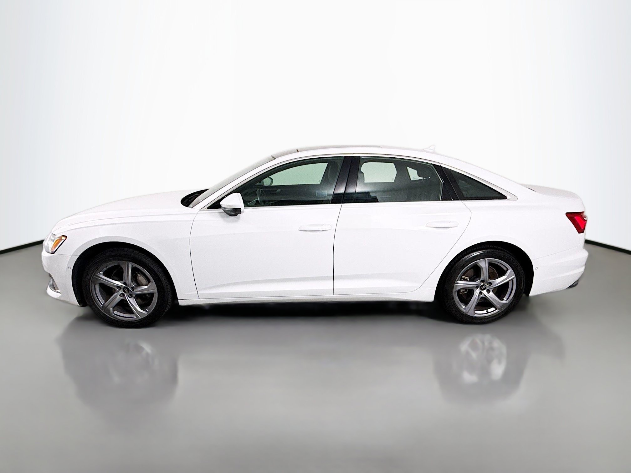 Used 2024 Audi A6 Premium Plus AWD/4WD image 4