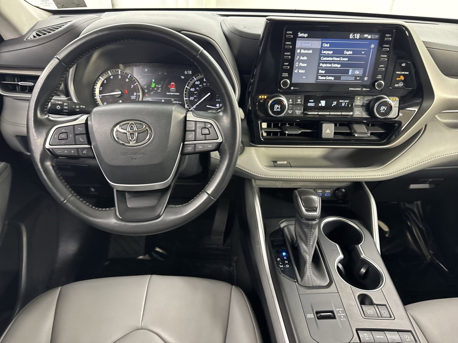 Used 2022 Toyota Highlander XLE image 27