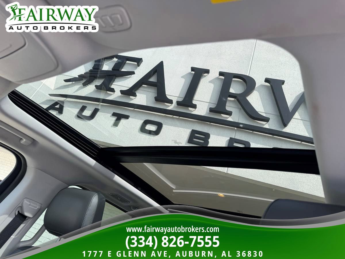 Used 2025 Ford Expedition Active image 26