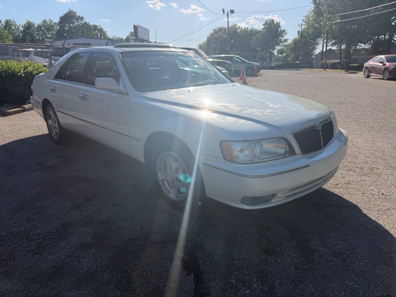 Used 1998 INFINITI Q45 Touring RWD image 3