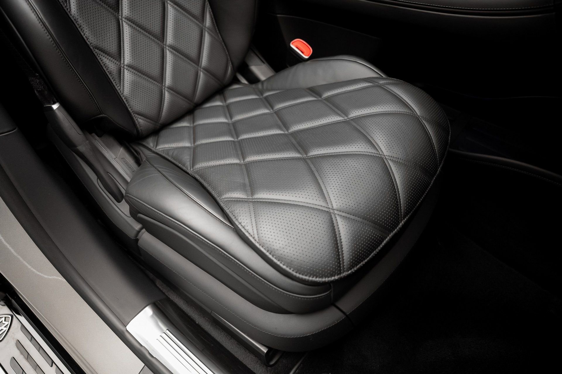 Used 2024 Mercedes-Benz Maybach EQS 680 4MATIC image 64