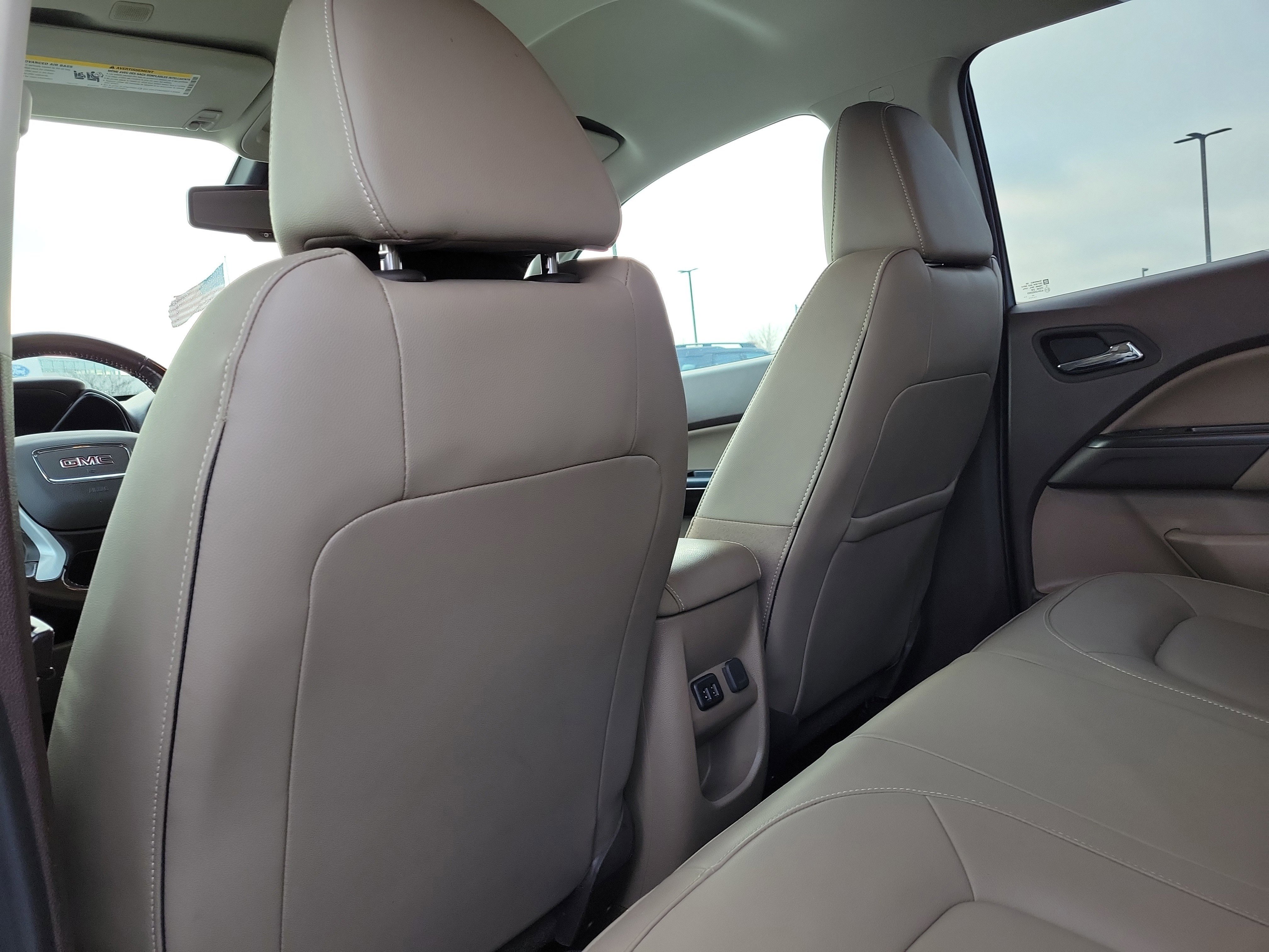 Used 2018 GMC Canyon SLT w/ Driver Alert Package image 12