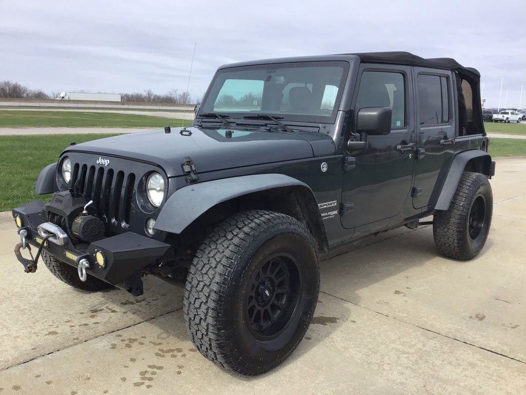 Used 2018 Jeep Wrangler Unlimited Sport S image 3
