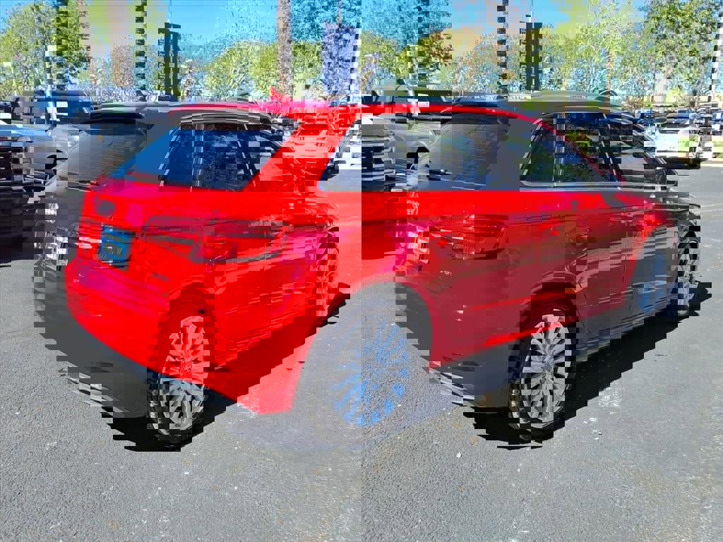 Used 2018 Audi A3 e-tron Premium Plus w/ Technology Package image 4